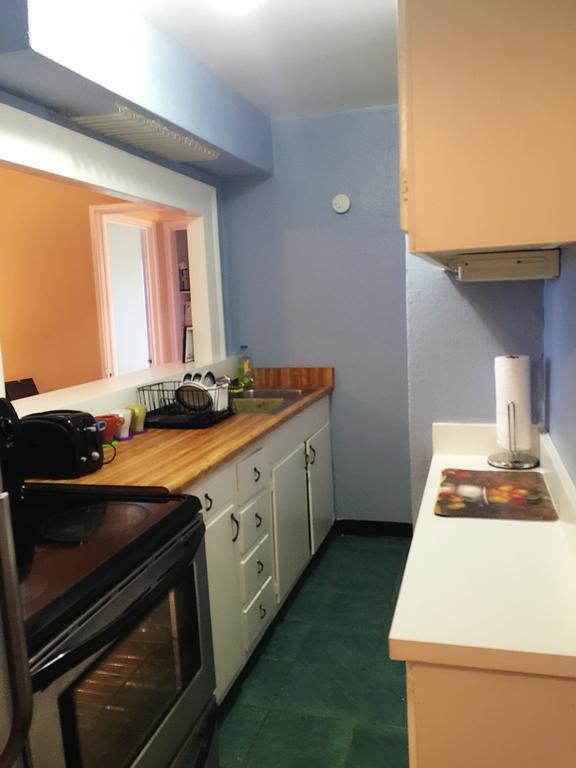 Downtown 1 Bedroom 18h